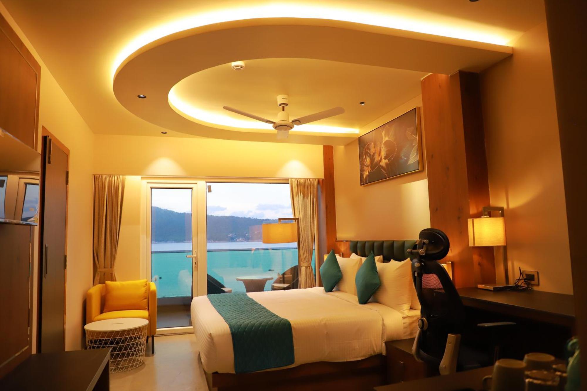 Sea Deck Hotel Port Blair Bagian luar foto