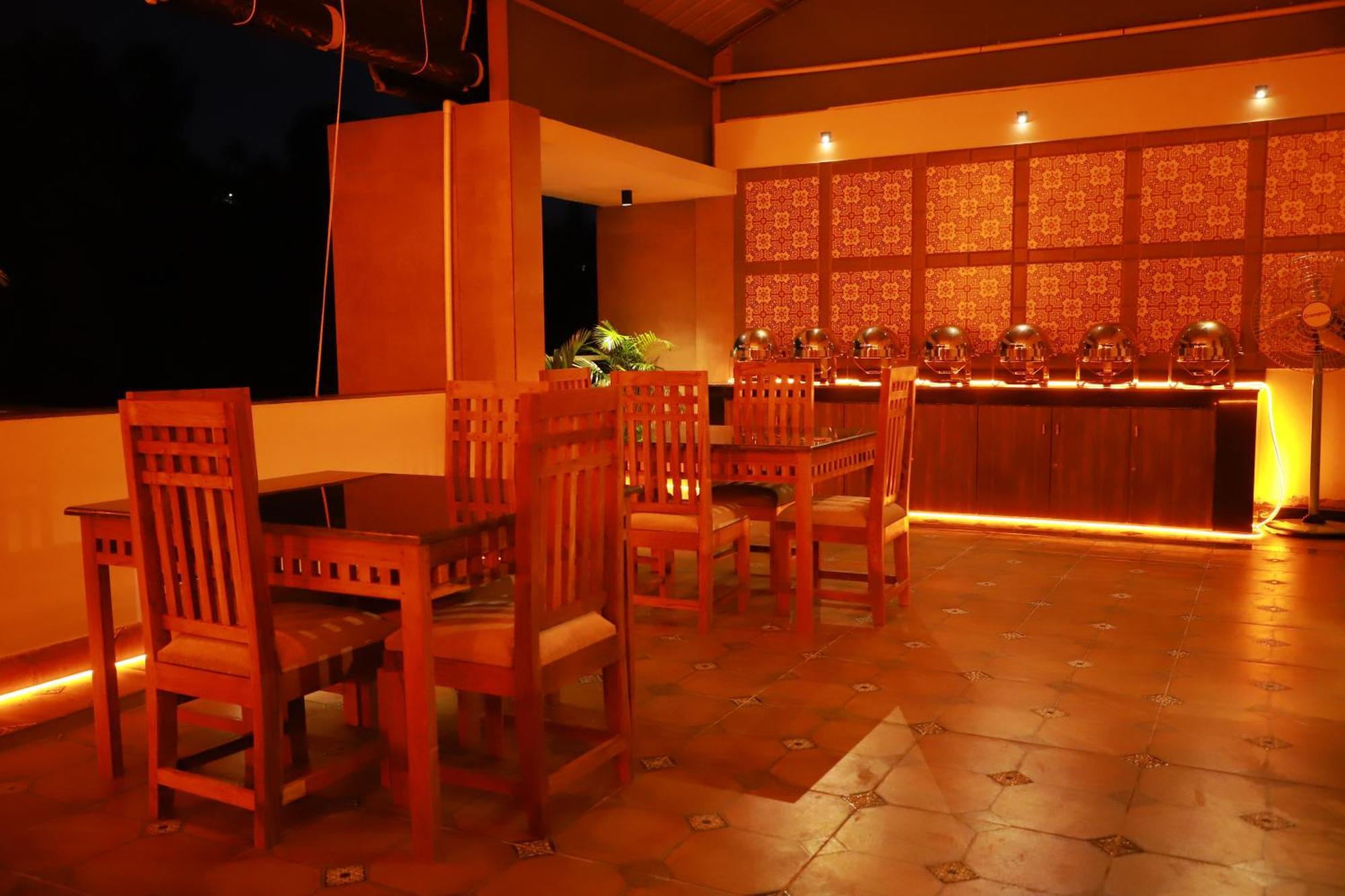 Sea Deck Hotel Port Blair Bagian luar foto