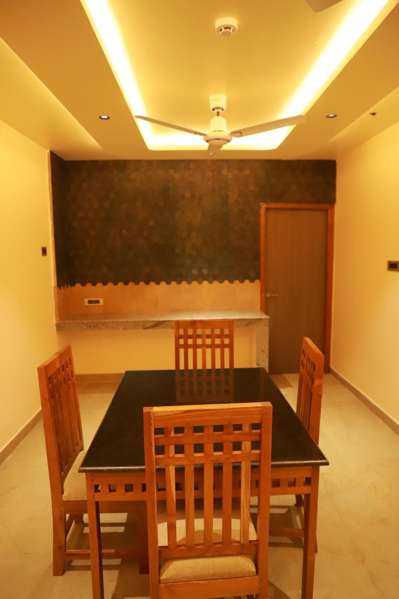Sea Deck Hotel Port Blair Bagian luar foto
